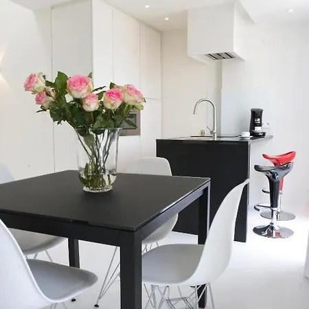 利奥波德5豪华设计公寓 *